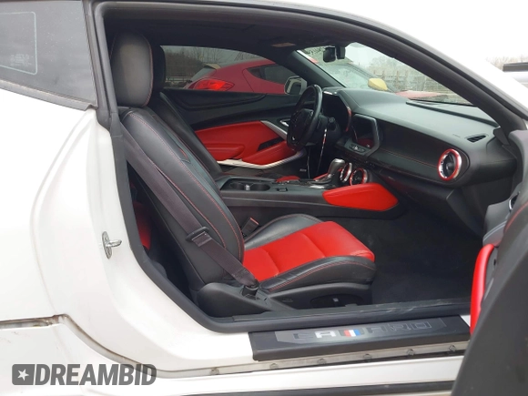2016 Chevrolet Camaro 2SS with VIN 1G1FH1R72G0168198, listed as a IAAI auction lot 41784155 with 84,146 mi miles and . Bid and sale history available at DreamBid. Image 5.