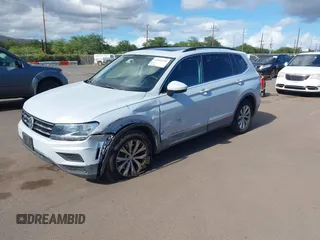 2018 Volkswagen Tiguan SEL z VIN 3VV3B7AX7JM126402, wystawiony jako IAAI lot #42046690 z przebiegiem 54 790 mil mil oraz . Historia ofert i sprzedaży dostępna na DreamBid. Obrazek 17.