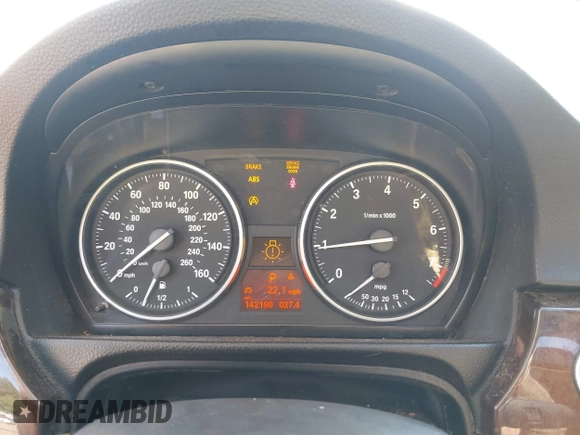 2011 BMW 3 Series 328i с VIN WBAPH7G5XBNN02082, выставлен на аукционе IAAI как лот 41988349 с пробегом 142 190 миль миль и . История ставок и продаж доступна на DreamBid. Изображение 7.