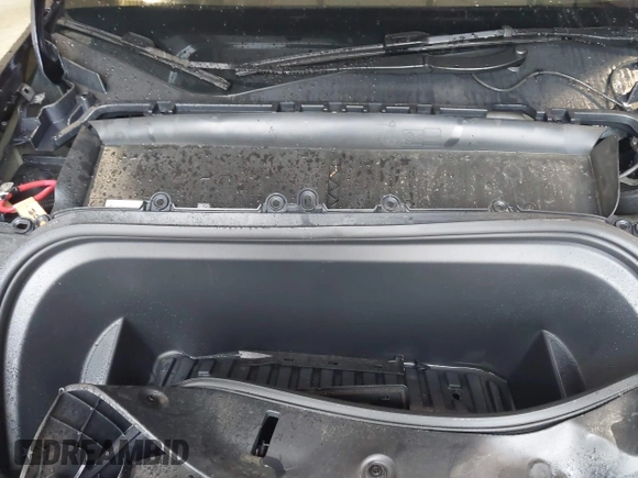 2024 Tesla Model Y с VIN 7SAYGDED4RF072600, выставлен на аукционе IAAI как лот 42242977 с пробегом 8 208 миль миль и . История ставок и продаж доступна на DreamBid. Изображение 10.