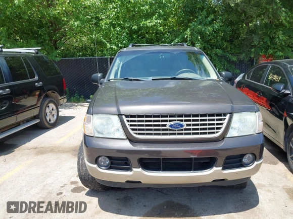 2005 Ford Explorer Eddie Bauer z VIN 1FMDU74W25UB59367, wystawiony jako IAAI lot #42604103 z przebiegiem 276 955 mil mil oraz . Historia ofert i sprzedaży dostępna na DreamBid. Obrazek 6.