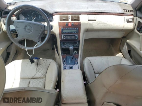 1996 Mercedes-Benz E 320 with VIN WDBJF55F5TJ003597, listed as a Copart auction lot 55982925 with Not Provided miles and Clean Title. Bid and sale history available at DreamBid. Image 8.