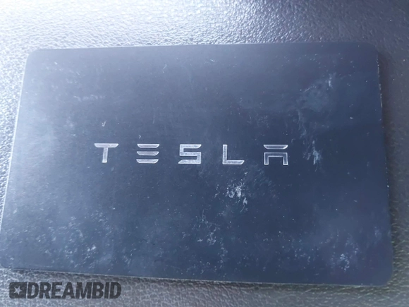 2025 Tesla Model 3 Long Range with VIN 5YJ3E1EA4SF952168, listed as a IAAI auction lot 42281783 with 3,926 mi miles and . Bid and sale history available at DreamBid. Image 11.