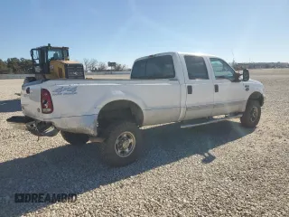 2002 Ford F-350 XL with VIN 1FTSW31S02EB34277, listed as a Copart auction lot 42691765 with 151,026 mi miles and Salvage title. Bid and sale history available at DreamBid. Image 3.