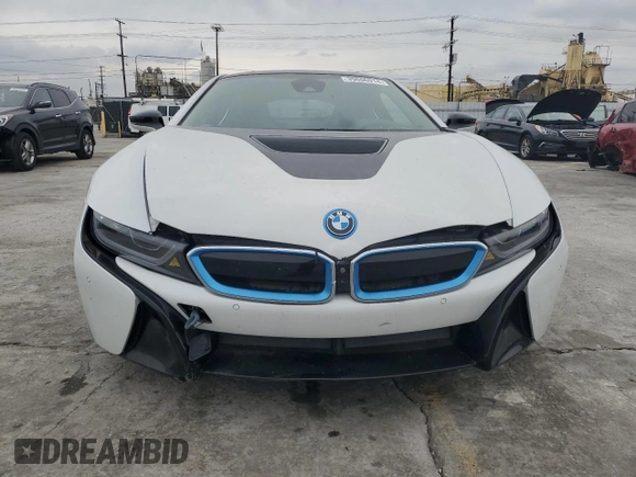 2016 BMW i8 z VIN WBY2Z2C56GV675882, wystawiony jako Copart lot #39606014 z przebiegiem 40 680 mil mil oraz . Historia ofert i sprzedaży dostępna na DreamBid. Obrazek 5.