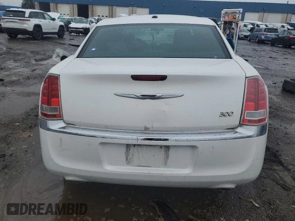 2011 Chrysler 300 Limited with VIN 2C3CA5CG5BH557683, listed as a Copart auction lot 52645515 with 200,470 mi miles and Clean Title. Bid and sale history available at carsss.com. Image 6.
