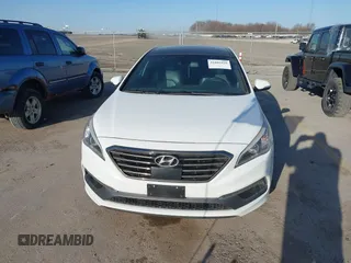 2015 Hyundai Sonata Sport with VIN 5NPE34AB6FH140232, listed as a IAAI auction lot 41805920 with 134,373 mi miles and . Bid and sale history available at carsss.com. Image 12.