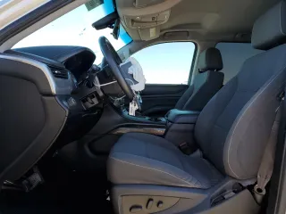 2016 Chevrolet Tahoe LS with VIN 1GNSCAKC3GR378226, listed as a Copart auction lot 86704804 with 92,958 mi miles and Clean Title. Bid and sale history available at carsss.com. Image 7.
