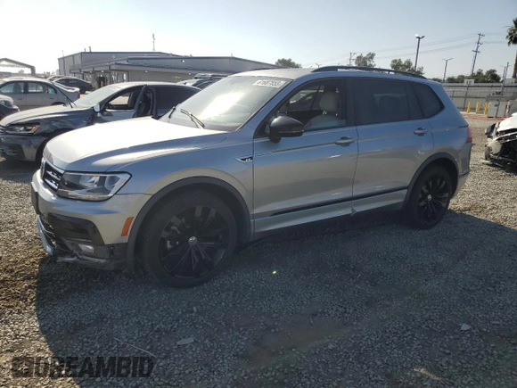 2021 Volkswagen Tiguan SE z VIN 3VV3B7AX1MM096446, wystawiony jako Copart lot #61687855 z przebiegiem 50 798 mil mil oraz Szkoda całkowita • Salvage title. Historia ofert i sprzedaży dostępna na DreamBid. Obrazek 1.
