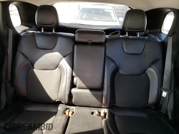 2020 Jeep Cherokee Latitude with VIN 1C4PJMCX9LD603991, listed as a Copart auction lot 43996754 with 38,327 mi miles. Bid and sale history available at carsss.com. Image 10.