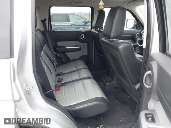 2007 Dodge Nitro SLT with VIN 1D8GU58KX7W527915, listed as a IAAI auction lot 41971181 with 167,493 mi miles. Bid and sale history available at carsss.com. Image 8.