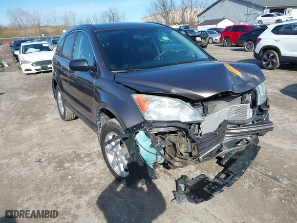 2011 Honda CR-V SE with VIN 5J6RE3H43BL004508, listed as a IAAI auction lot 41952270 with 212,502 mi miles. Bid and sale history available at carsss.com. Image 1.