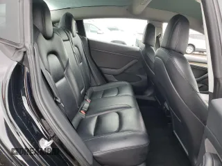 2023 Tesla Model 3 z VIN 5YJ3E1EA1PF454341, wystawiony jako Copart lot #59707825 z przebiegiem 73 889 mil mil oraz Czysty tytuł • Clean title. Historia ofert i sprzedaży dostępna na DreamBid. Obrazek 11.