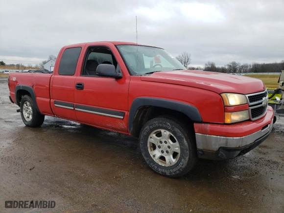2006 Chevrolet Silverado 1500 LT3 with VIN 1GCEK19B26Z218245, listed as a Copart auction lot 87245854 with 236,686 mi miles and Clean Title. Bid and sale history available at carsss.com. Image 4.