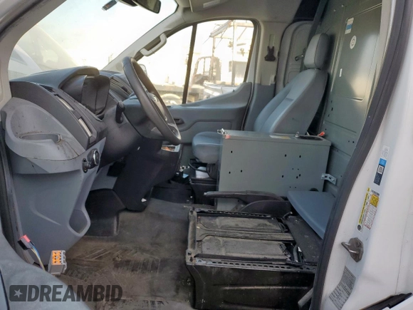 2018 Ford Transit with VIN 1FTYE1ZM8JKA81447, listed as a Copart auction lot 65320045 with 164,808 mi miles and Clean title. Bid and sale history available at DreamBid. Image 7.