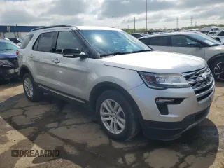 2018 Ford Explorer XLT z VIN 1FM5K8D88JGB53969, wystawiony jako Copart lot #55858935 z przebiegiem 154 555 mil mil oraz Czysty tytuł • Clean title. Historia ofert i sprzedaży dostępna na DreamBid. Obrazek 4.