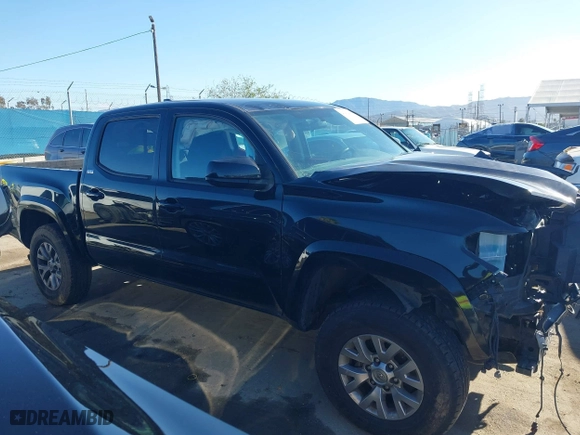 2017 Toyota Tacoma SR with VIN 5TFAX5GN5HX095074, listed as a IAAI auction lot 41814654 with 120,782 mi miles. Bid and sale history available at carsss.com. Image 14.