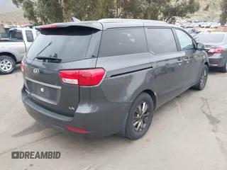 2016 Kia Sedona LX with VIN KNDMB5C11G6200986, listed as a IAAI auction lot 42047368 with 121,376 mi miles. Bid and sale history available at carsss.com. Image 4.