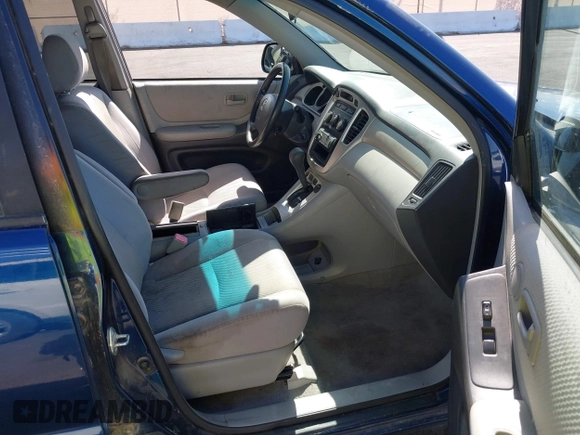 2004 Toyota Highlander with VIN JTEDD21AX40084354, listed as a IAAI auction lot 42016996 with Not provided miles and . Bid and sale history available at DreamBid. Image 5.