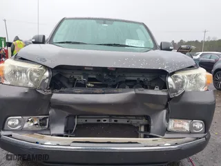2011 Toyota 4Runner SR5 with VIN JTEZU5JR5B5018288, listed as a IAAI auction lot 41554553 with 206,106 mi miles. Bid and sale history available at carsss.com. Image 17.