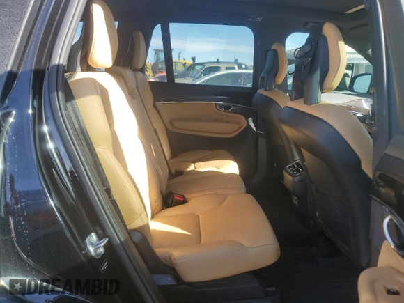 2016 Volvo XC90 T6 Momentum with VIN YV4A22PK8G1046873, listed as a Copart auction lot 46124275 with 68,368 mi miles and Salvage Title. Bid and sale history available at DreamBid. Image 11.