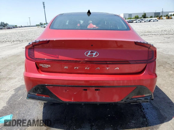 2020 Hyundai Sonata SEL z VIN 5NPEF4JA5LH024661, wystawiony jako Copart lot #56717715 z przebiegiem Nie podano mil oraz Nie do naprawy. Historia ofert i sprzedaży dostępna na DreamBid. Obrazek 6.