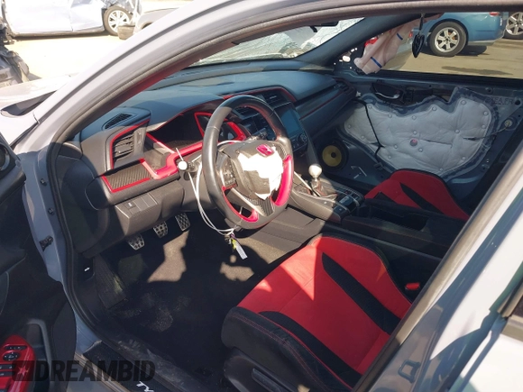 2019 Honda Civic Type R Touring z VIN SHHFK8G7XKU204670, wystawiony jako IAAI lot #38843824 z przebiegiem 57 195 mil mil oraz . Historia ofert i sprzedaży dostępna na DreamBid. Obrazek 5.