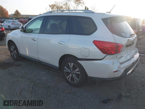 2017 Nissan Pathfinder SV with VIN 5N1DR2MM9HC645218, listed as a IAAI auction lot 40697929 with 103,533 mi miles. Bid and sale history available at carsss.com. Image 3.