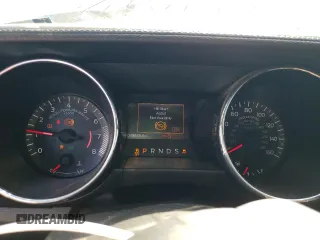 2017 Ford Mustang V6 z VIN 1FA6P8AM8H5286755, wystawiony jako Copart lot #53948355 z przebiegiem 89 888 mil mil oraz Szkoda całkowita • Salvage title. Historia ofert i sprzedaży dostępna na DreamBid. Obrazek 9.