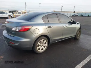 2013 Mazda Mazda3 i Sport with VIN JM1BL1UP2D1749251, listed as a IAAI auction lot 41494065 with 134,037 mi miles. Bid and sale history available at carsss.com. Image 4.