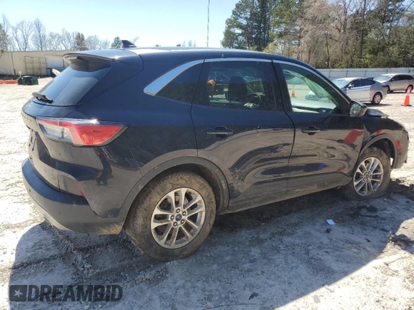 2021 Ford Escape SE with VIN 1FMCU0G64MUA91070, listed as a Copart auction lot 49960405 with 89,768 mi miles and Salvage Title. Bid and sale history available at carsss.com. Image 3.
