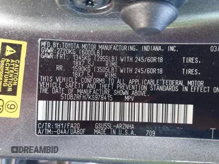 2019 Toyota Highlander LE with VIN 5TDBZRFH7KS978415, listed as a IAAI auction lot 41653130 with 101,245 mi miles and . Bid and sale history available at DreamBid. Image 9.