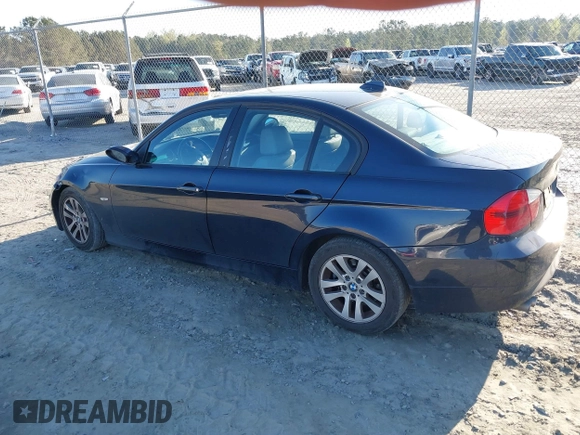 2007 BMW 3 Series 328xi with VIN WBAVC93537K030680, listed as a IAAI auction lot 41891416 with 97,816 mi miles and . Bid and sale history available at DreamBid. Image 3.