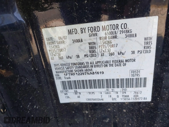 2007 Ford F-150 XL with VIN 1FTRF12297NA81619, listed as a IAAI auction lot 41855562 with 310,954 mi miles. Bid and sale history available at carsss.com. Image 9.