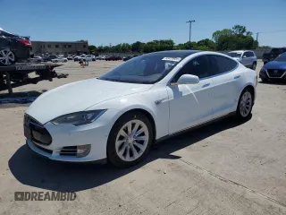 2016 Tesla Model S 70 with VIN 5YJSA1E11GF136081, listed as a Copart auction lot 53470695 with 109,796 mi miles and Clean title. Bid and sale history available at DreamBid. Image 1.