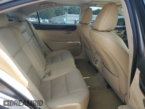 2014 Lexus ES 330 с VIN JTHBK1GG3E2084739, выставлен на аукционе Copart как лот 56218765 с пробегом 234 241 миль миль и Списание • Salvage title. История ставок и продаж доступна на DreamBid. Изображение 10.