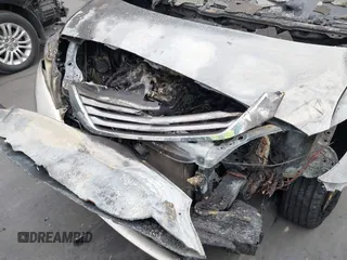 2015 Toyota Sienna XLE with VIN 5TDYK3DC5FS545345, listed as a IAAI auction lot 42280661 with Not provided miles and . Bid and sale history available at DreamBid. Image 11.
