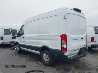2023 Ford Transit Cargo with VIN 1FTBR1C86PKA02758, listed as a IAAI auction lot 42465866 with 33,095 mi miles and . Bid and sale history available at DreamBid. Image 3.
