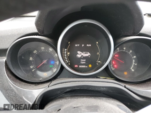 2016 FIAT 500X Easy z VIN ZFBCFYBT0GP364814, wystawiony jako Copart lot #53196965 z przebiegiem 90 990 mil mil oraz Czysty tytuł • Clean title. Historia ofert i sprzedaży dostępna na DreamBid. Obrazek 9.