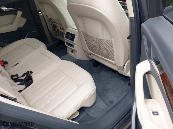 2018 Audi Q5 Premium Plus with VIN WA1BNAFY3J2095957, listed as a IAAI auction lot 40531503 with 64,195 mi miles. Bid and sale history available at carsss.com. Image 8.