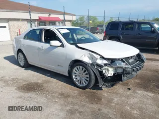 2012 Ford Fusion Hybrid с VIN 3FADP0L38CR255511, выставлен на аукционе IAAI как лот 42381063 с пробегом 82 083 миль миль и . История ставок и продаж доступна на DreamBid. Изображение 1.