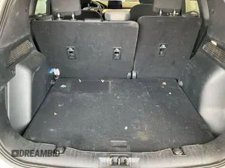 2020 Ford Escape SE z VIN 1FMCU0G62LUB45075, wystawiony jako IAAI lot #42743374 z przebiegiem 84 675 mil mil oraz . Historia ofert i sprzedaży dostępna na DreamBid. Obrazek 29.