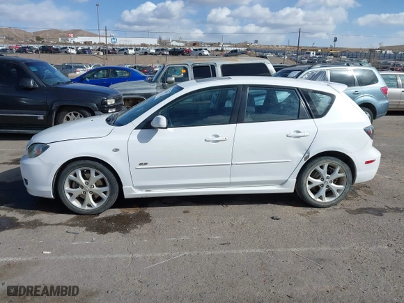 2008 Mazda Mazda3 s Grand Touring with VIN JM1BK343581834456, listed as a IAAI auction lot 41511870 with 135,619 mi miles. Bid and sale history available at carsss.com. Image 14.