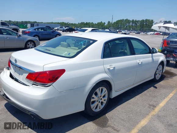 2012 Toyota Avalon with VIN 4T1BK3DB3CU466692, listed as a IAAI auction lot 42591609 with 183,912 mi miles and . Bid and sale history available at DreamBid. Image 4.