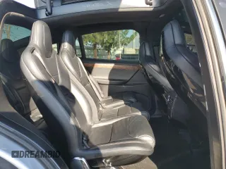 2017 Tesla Model X 90D z VIN 5YJXCAE27HF044791, wystawiony jako Copart lot #46040655 z przebiegiem 149 509 mil mil oraz Szkody całkowita. Historia ofert i sprzedaży dostępna na DreamBid. Obrazek 11.