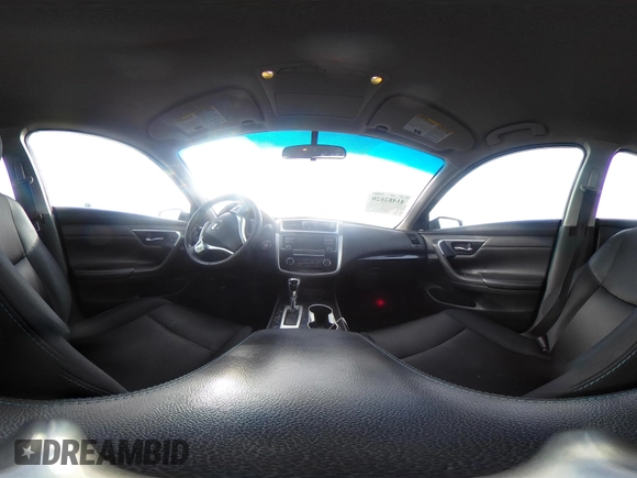 2018 Nissan Altima 2.5 SR with VIN 1N4AL3AP3JC101421, listed as a IAAI auction lot 41482620 with 101,431 mi miles. Bid and sale history available at carsss.com. Image 18.