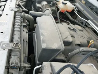 2019 Chevrolet Colorado 2WD WT z VIN 1GCHSAEA2K1184892, wystawiony jako IAAI lot #43216739 z przebiegiem 50 266 mil mil oraz . Historia ofert i sprzedaży dostępna na DreamBid. Obrazek 20.