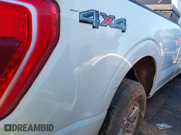 2021 Ford F-150 XL с VIN 1FTFX1E5XMKD25149, выставлен на аукционе IAAI как лот 41524584 с пробегом 105 883 миль миль и . История ставок и продаж доступна на DreamBid. Изображение 17.