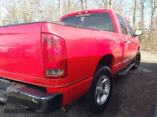 2005 Dodge Ram 1500 SLT with VIN 1D7HA18N85J581728, listed as a IAAI auction lot 41743367 with 158,111 mi miles. Bid and sale history available at carsss.com. Image 4.