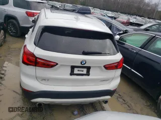 2020 BMW X1 xDrive28i with VIN WBXJG9C0XL5P55506, listed as a Copart auction lot 40137583 with 37,178 mi miles. Bid and sale history available at carsss.com. Image 6.